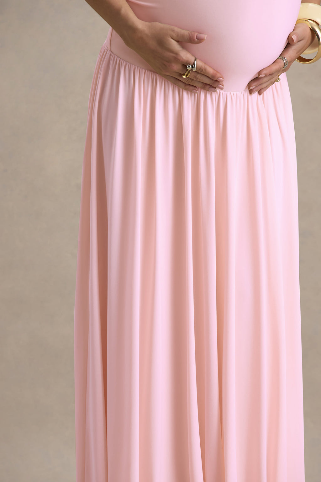 Outline | Light Pink Crew-Neck Maternity Maxi Dress With Pleated Skirt