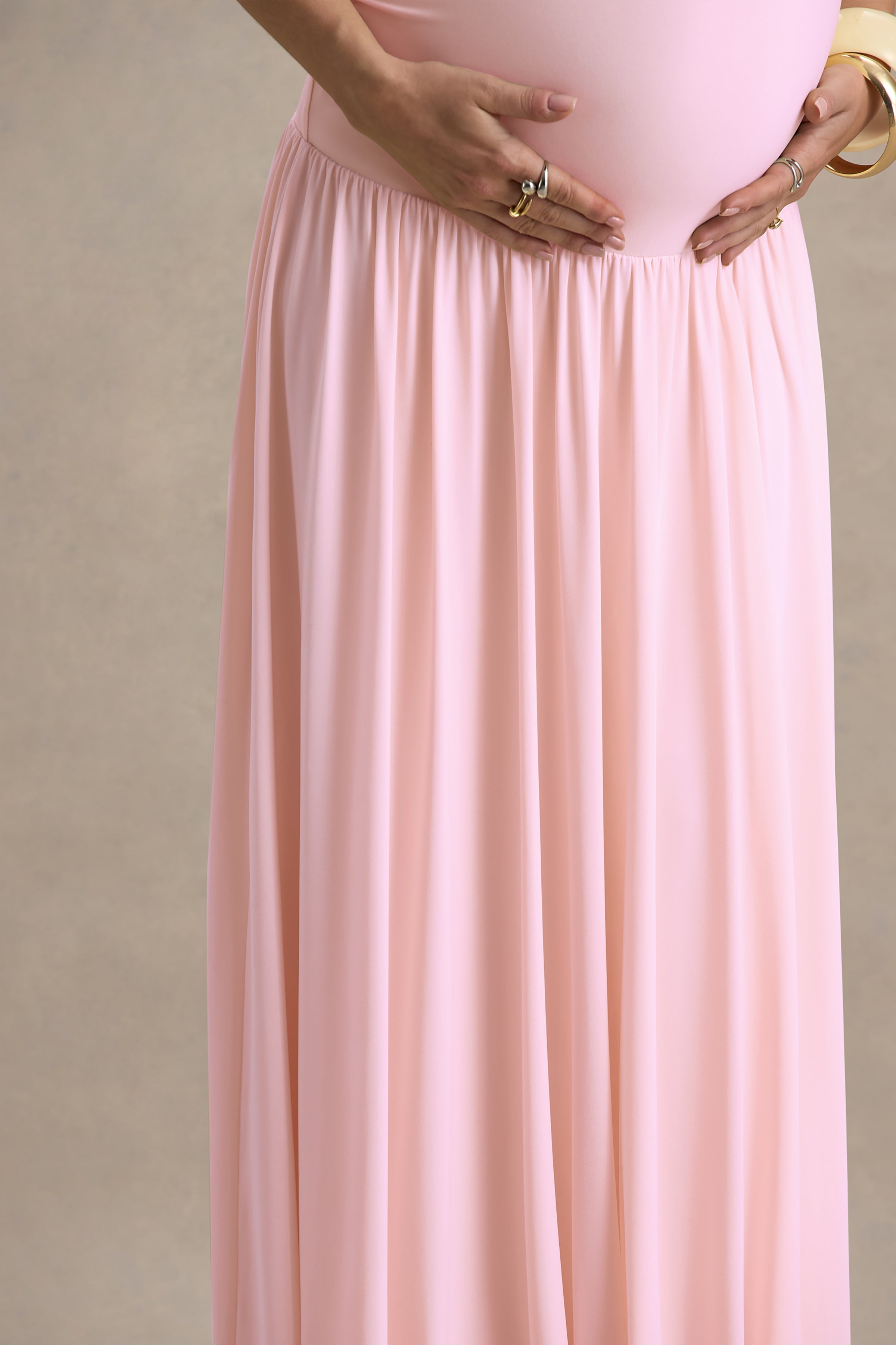 Outline | Light Pink Crew-Neck Maternity Maxi Dress With Pleated Skirt