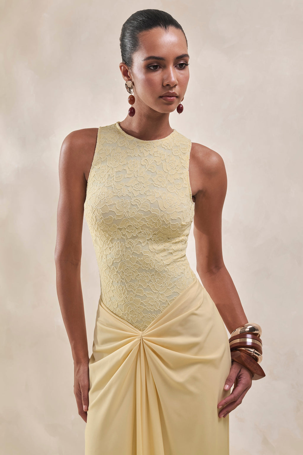 Serale | Lemon Lace Round-Neck Bodysuit