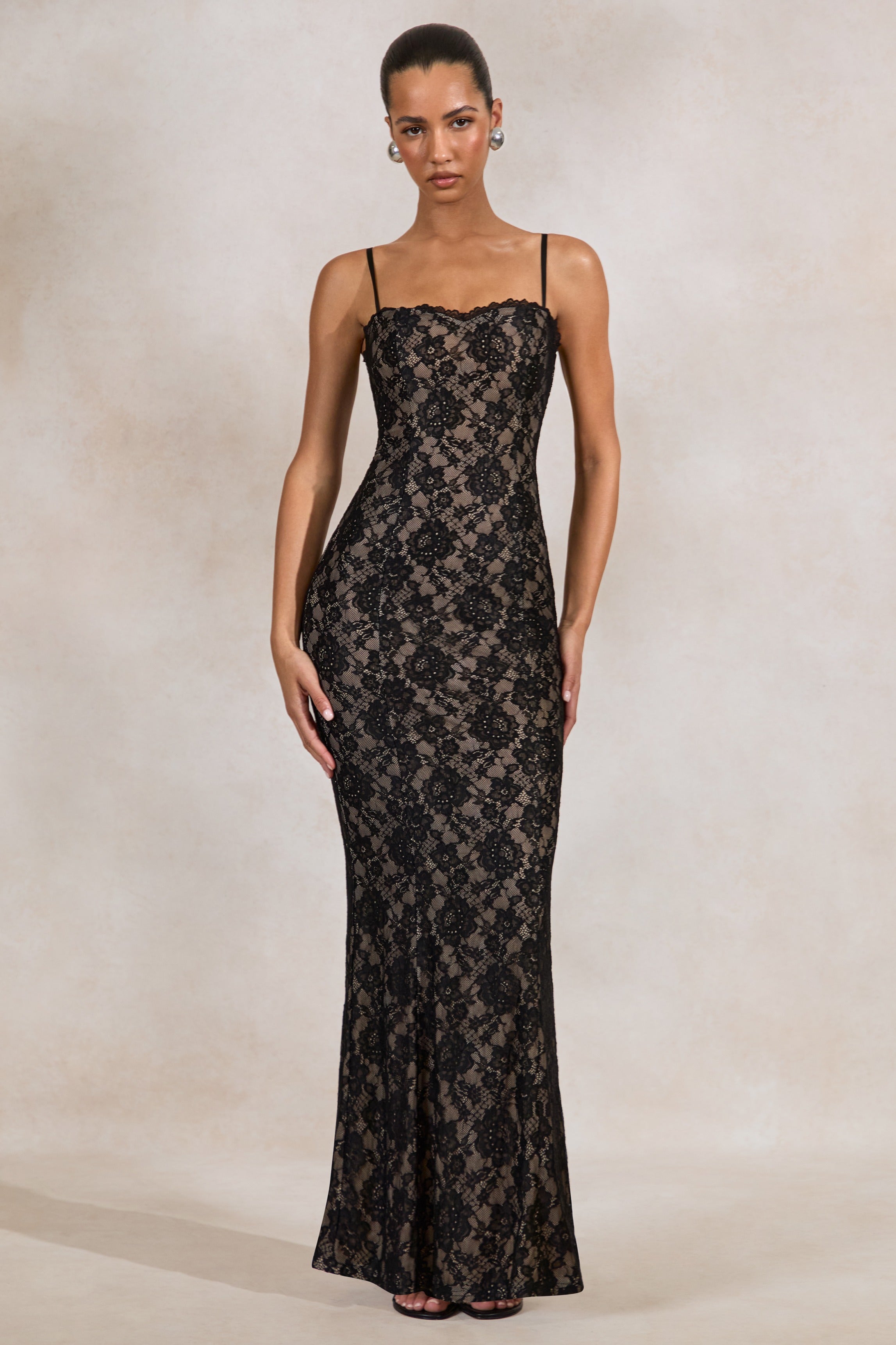 Mirellia | Black Lace Sweetheart-Neck Maxi Dress