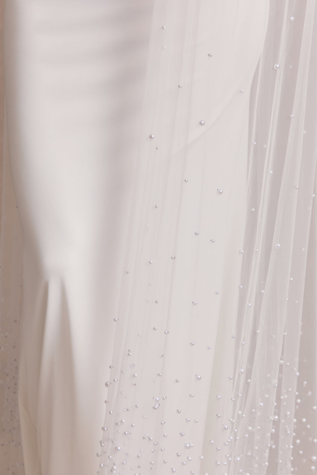 Tereza | White Round-Neck Maternity Maxi Dress With Sheer Cape
